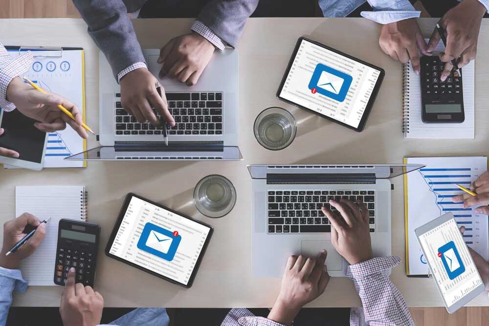 9-business-email-examples